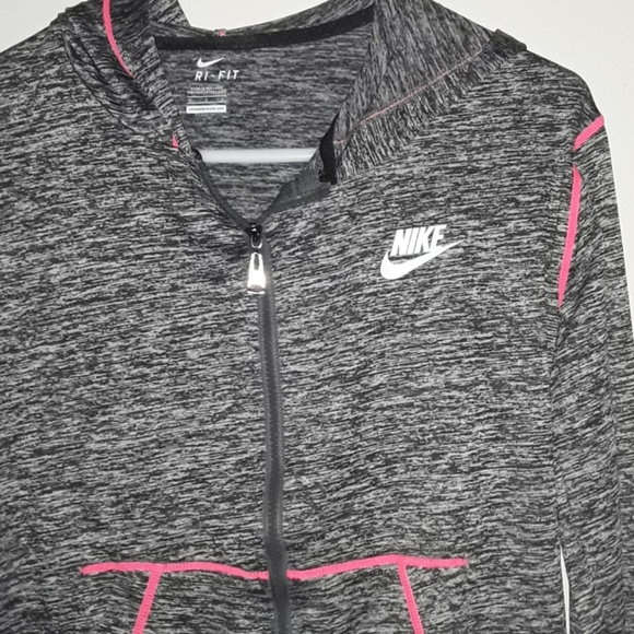 Nike Dri-fit jacket. - Picture 2 of 3